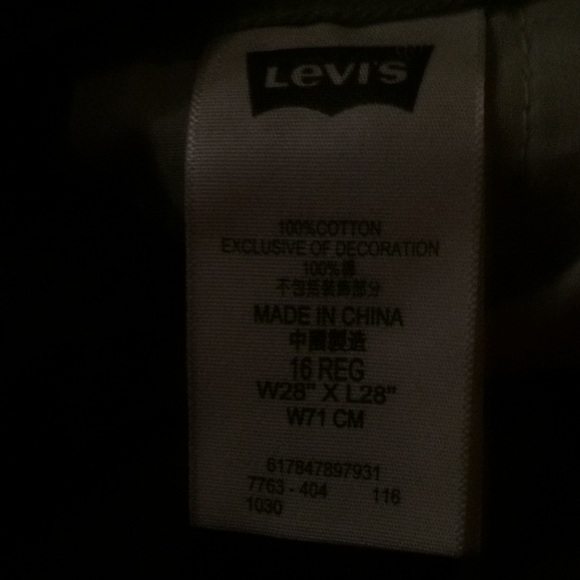 Levi’s - Picture 2 of 3